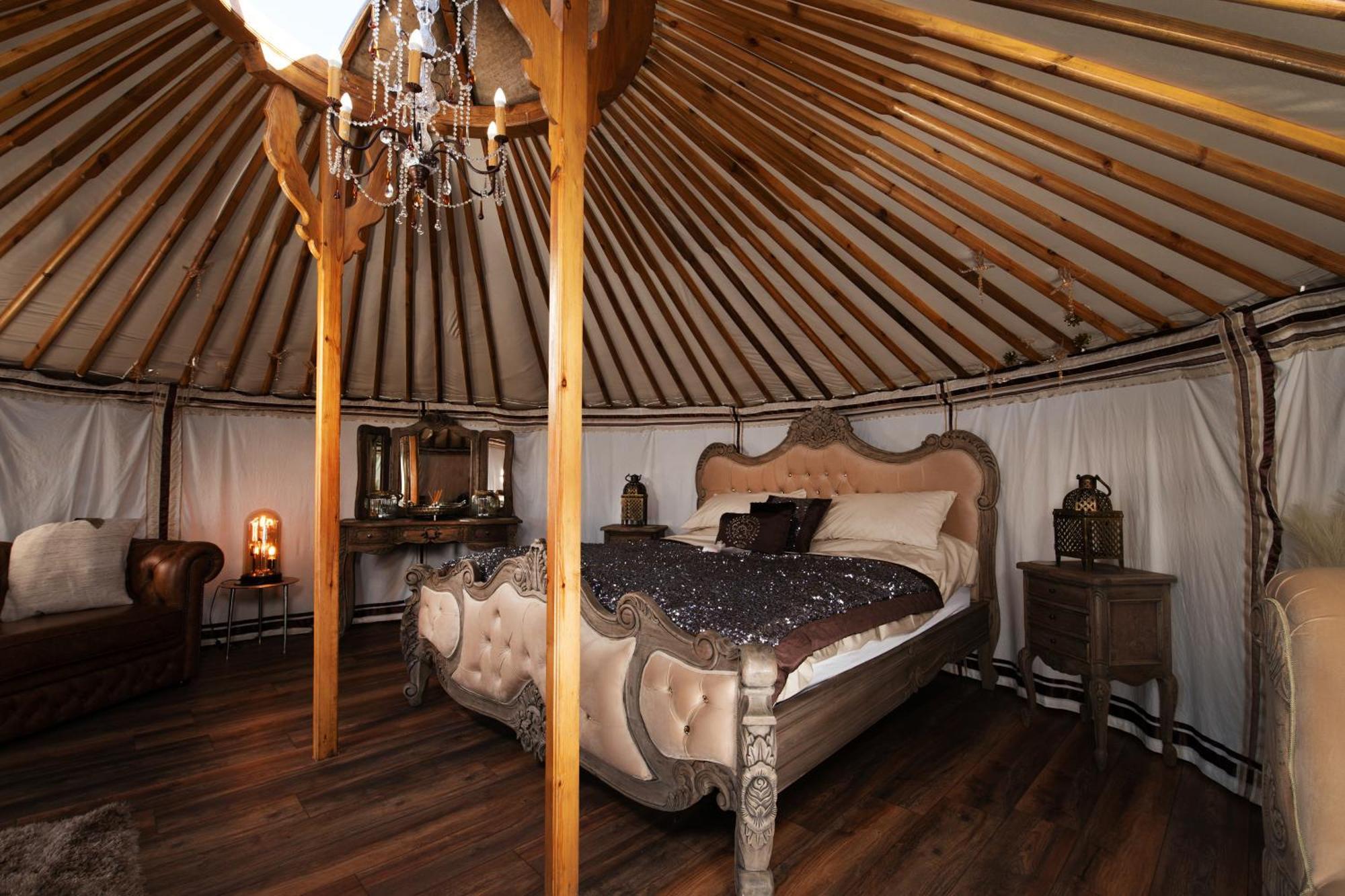 Готель Lincoln Yurts Екстер'єр фото