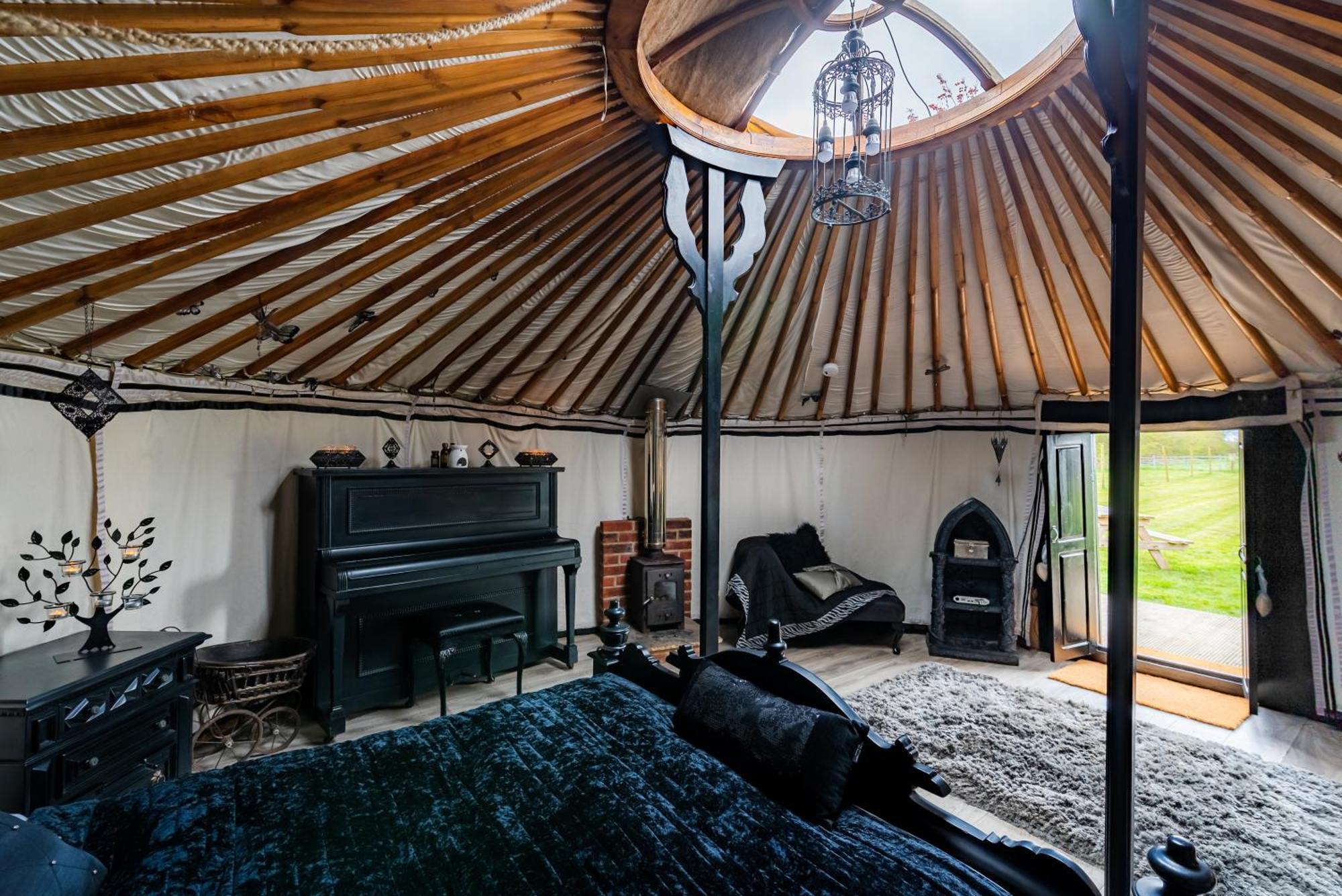 Готель Lincoln Yurts Екстер'єр фото